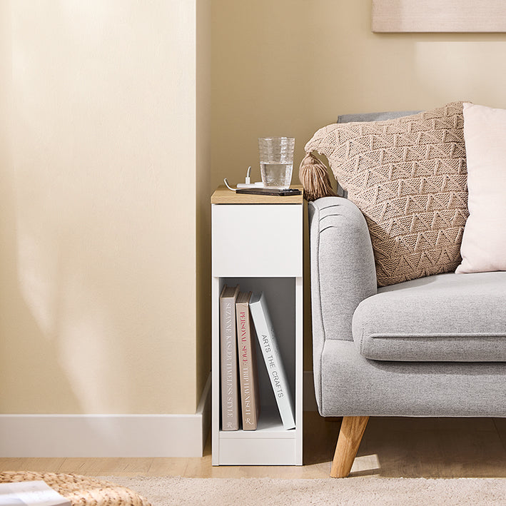 SoBuy | 2er Set Nachttisch schmal Nachtschrank mit Ladestation | Weiß-Natur | 20x60x35cm | FBT111-E-WNx2